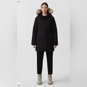 NWT Canada Goose Trillium Parka Heritage size Small